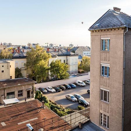 Derin Apartman Apartment Debrecen Exterior photo